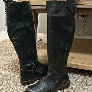 BNWOT MANCHESTER COBBLER SERIES Bed Stu Black Lace Up Boots!!! Have original box